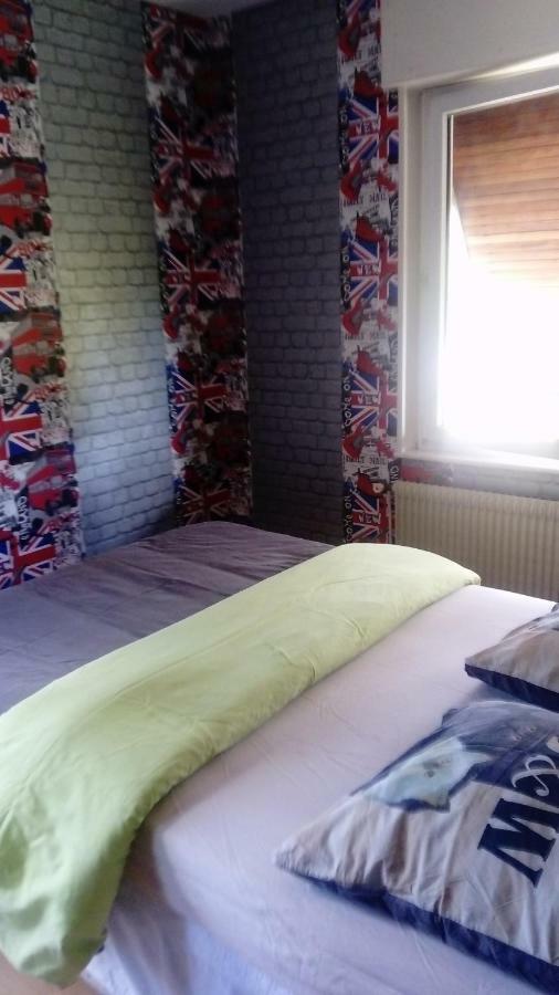 Bed and Breakfast Au Gre Des Sentiers Chez Marie Et Pierre Saint-Die-des-Vosges Exterior foto